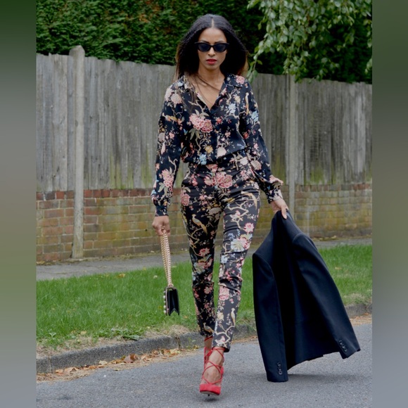 H&M x GP & J Baker Birds of Paradise Crop Pants - Picture 2 of 6